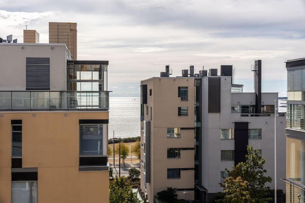 Spacious Home With Four Terrace, Sauna, Sea View Helsinki Bagian luar foto