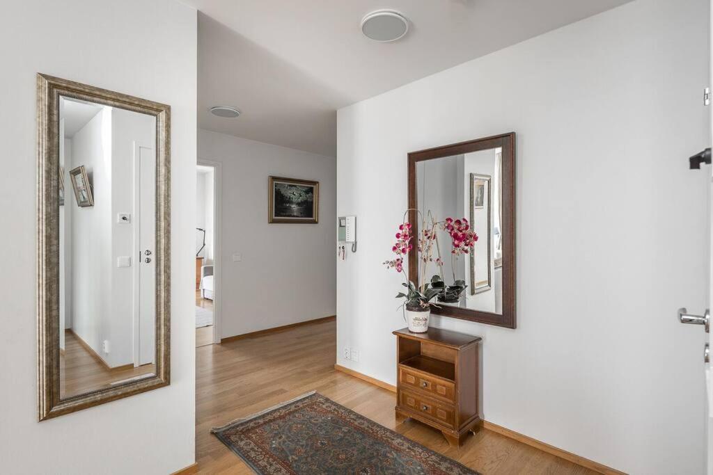Spacious Home With Four Terrace, Sauna, Sea View Helsinki Bagian luar foto